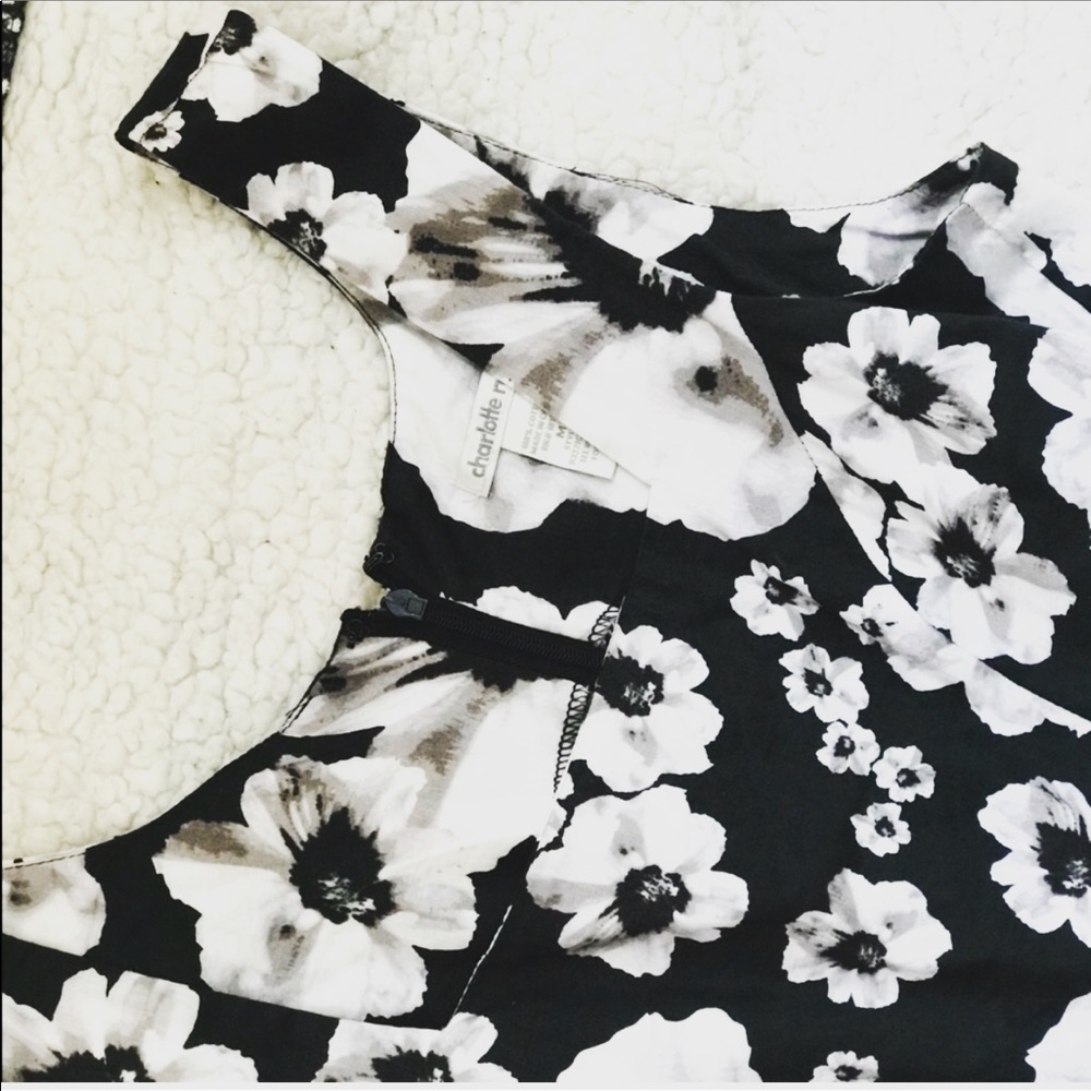 Beautiful Charlotte Russe Floral Dress!